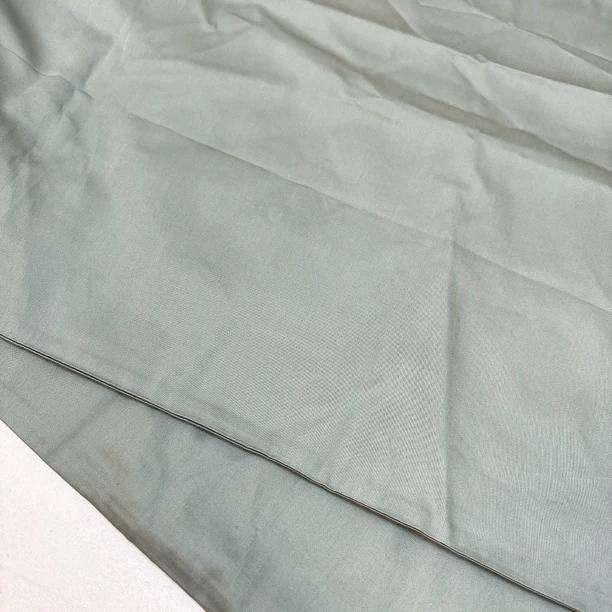 48025 高级灰绿色，100棉 60支贡缎枕套 适用于48×74的枕头