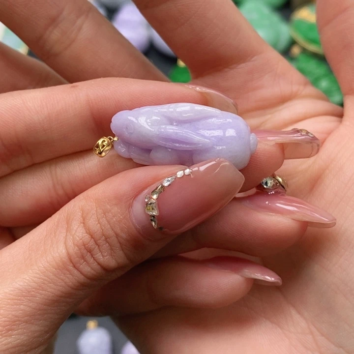 翡翠颈饰未镶嵌吊坠