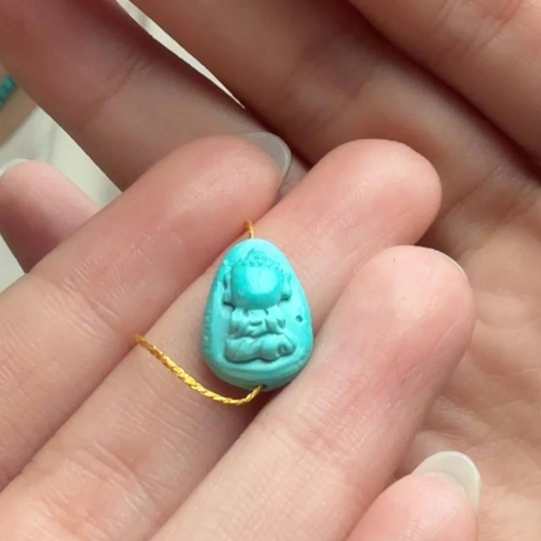绿松石未镶嵌颈饰
