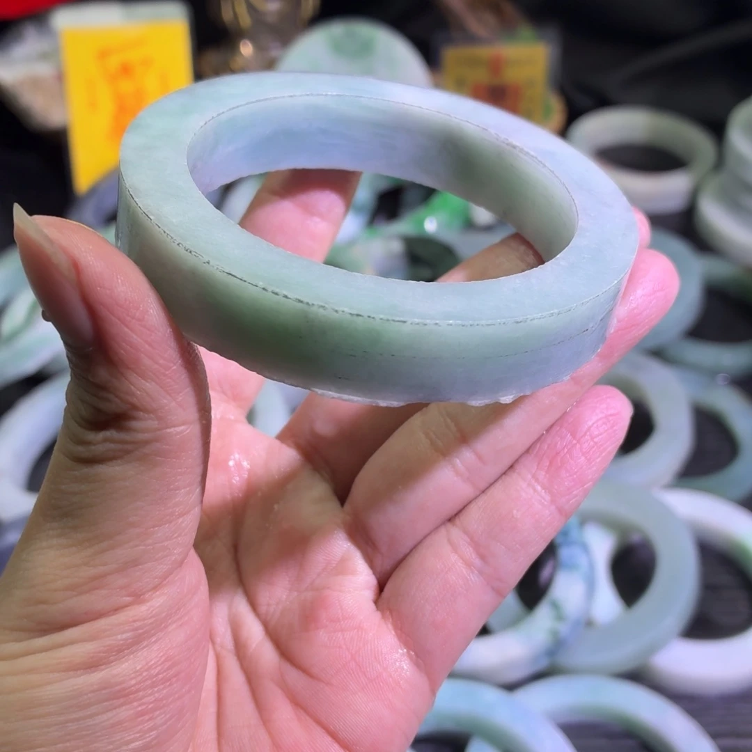 定制翡翠未镶嵌天然翡翠A货毛胚手镯定制