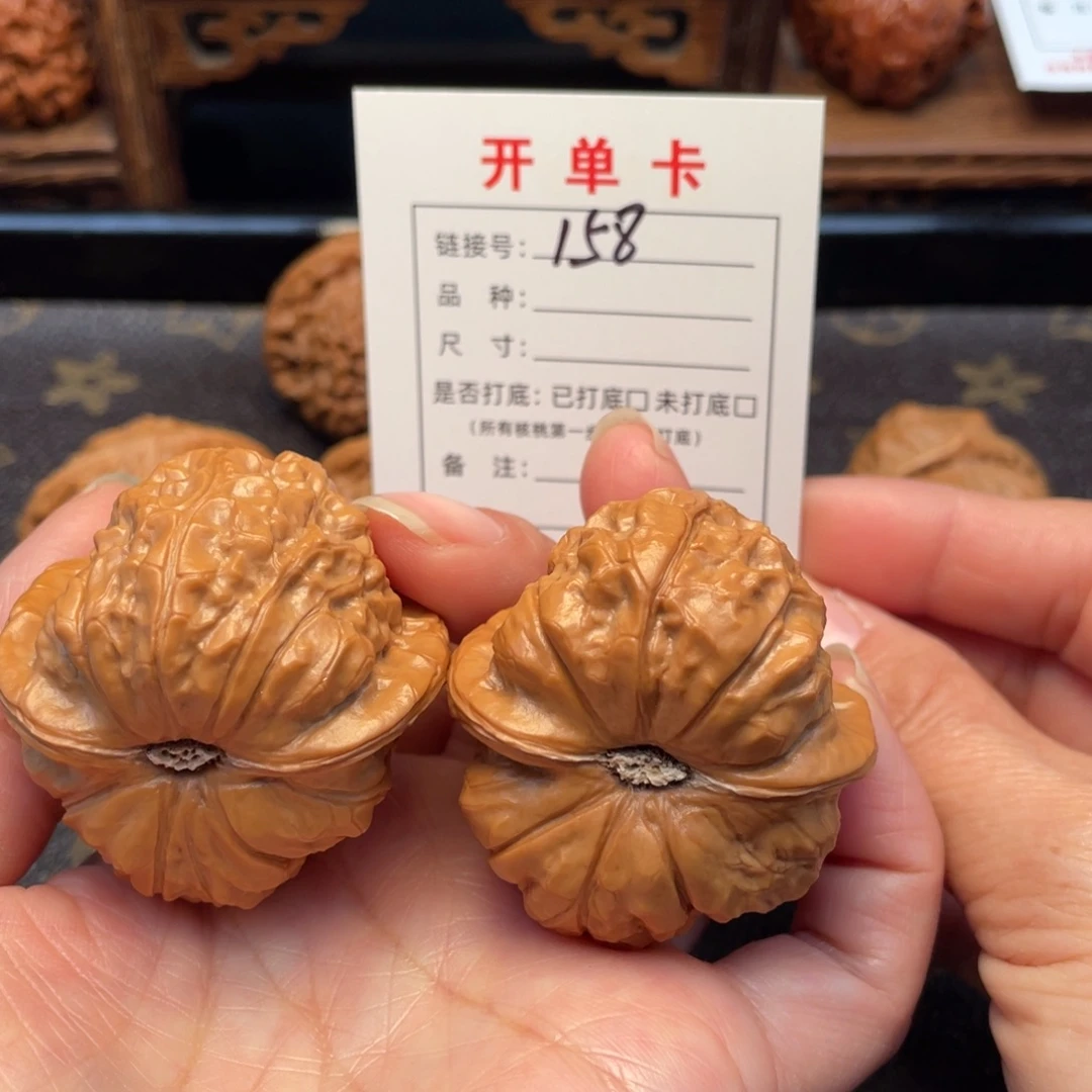 吊坠桃核文玩核桃