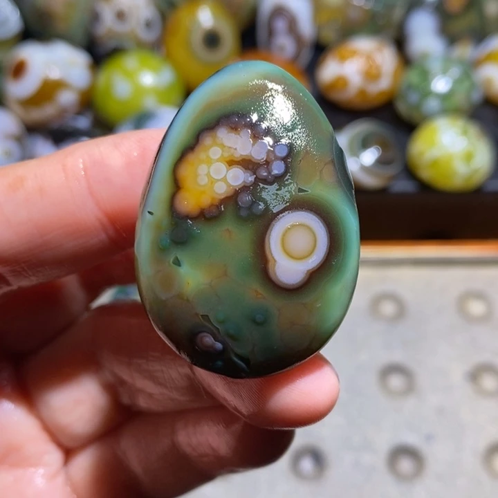 未镶嵌玛瑙/玉髓珠宝半成品101