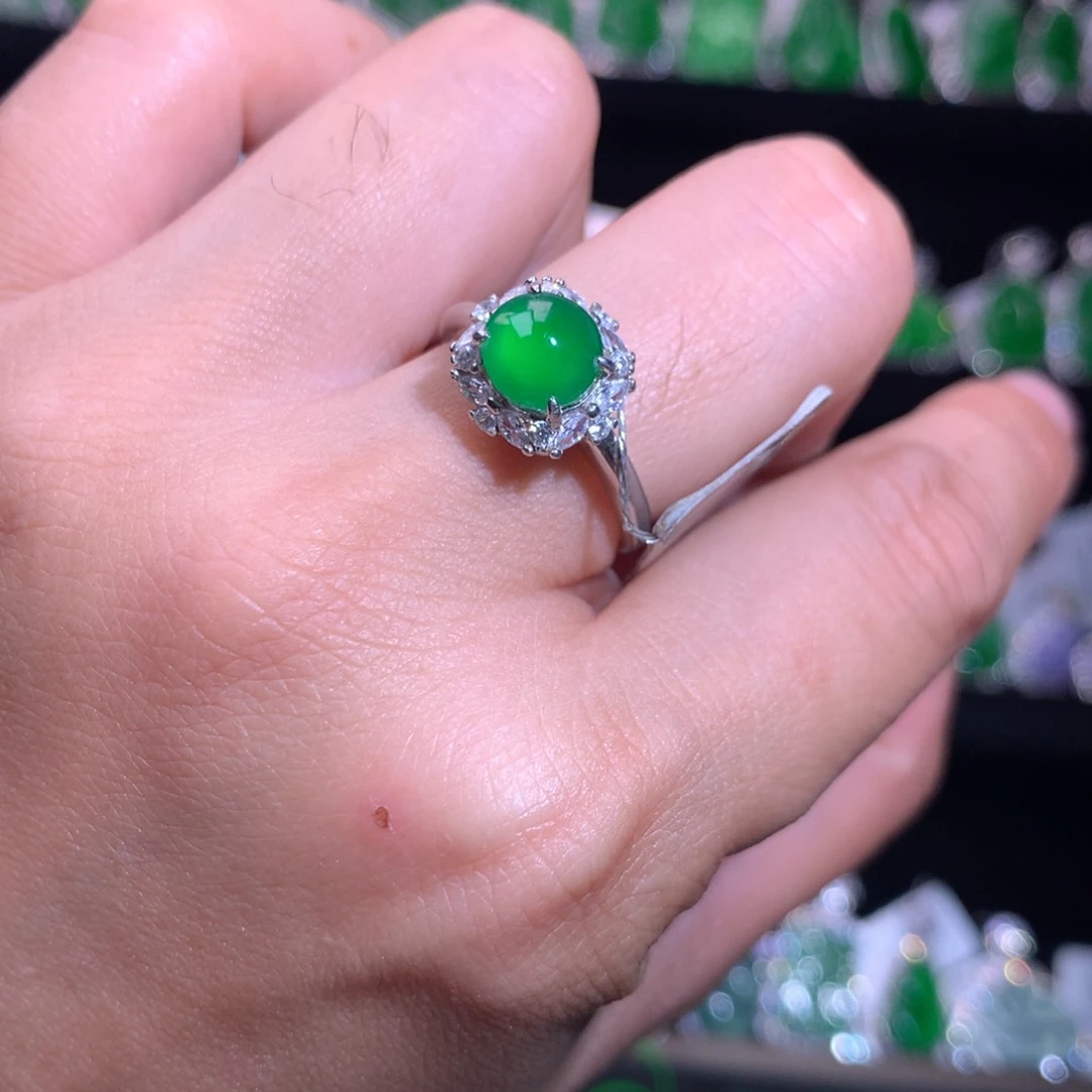 【闪购商品】颈饰银S925镶嵌翡翠天然翡翠