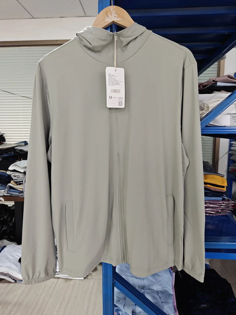 品牌撤柜  男女同款连帽冰丝防晒衣空调服情侣款