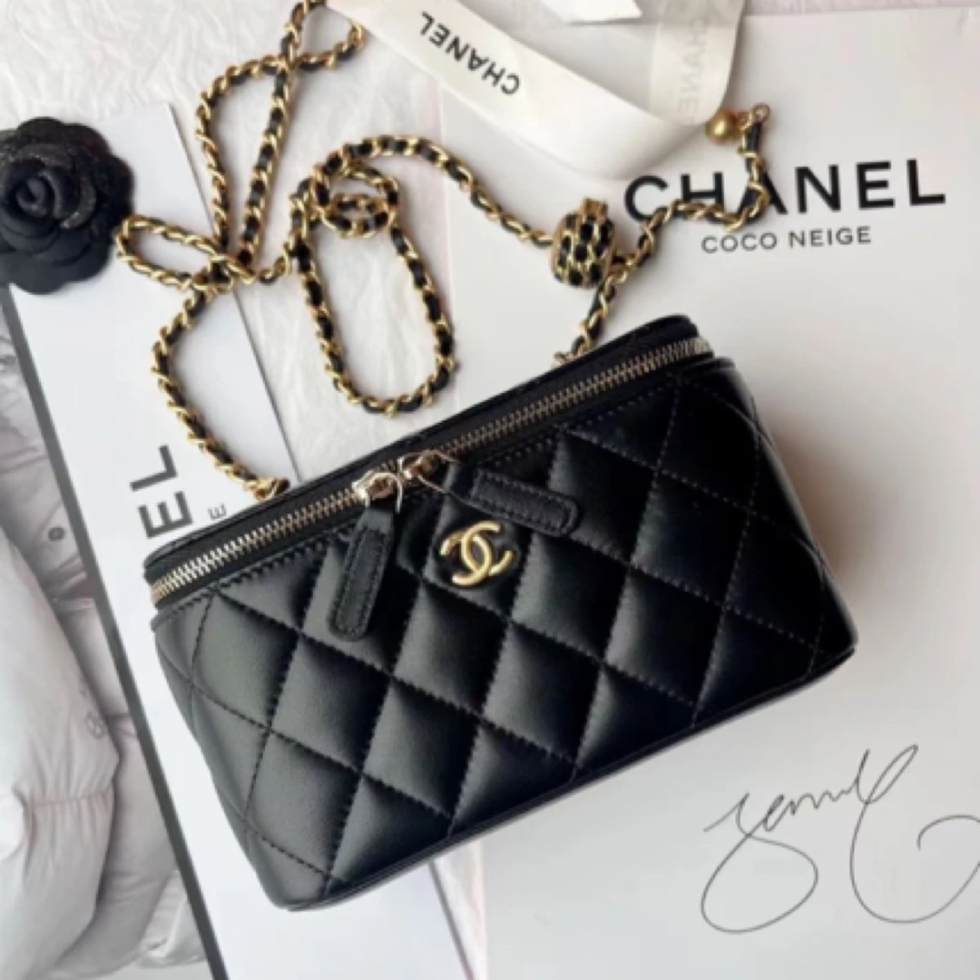 95新 Chanel/香奈儿 Chanel黑金核桃球化妆盒25030050-03