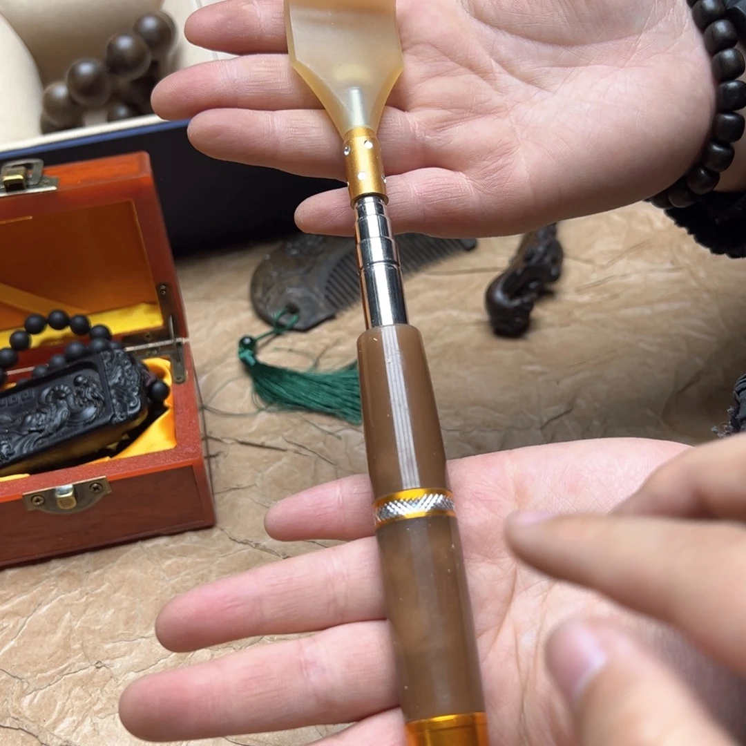 大叶紫檀（黑酸枝木类）