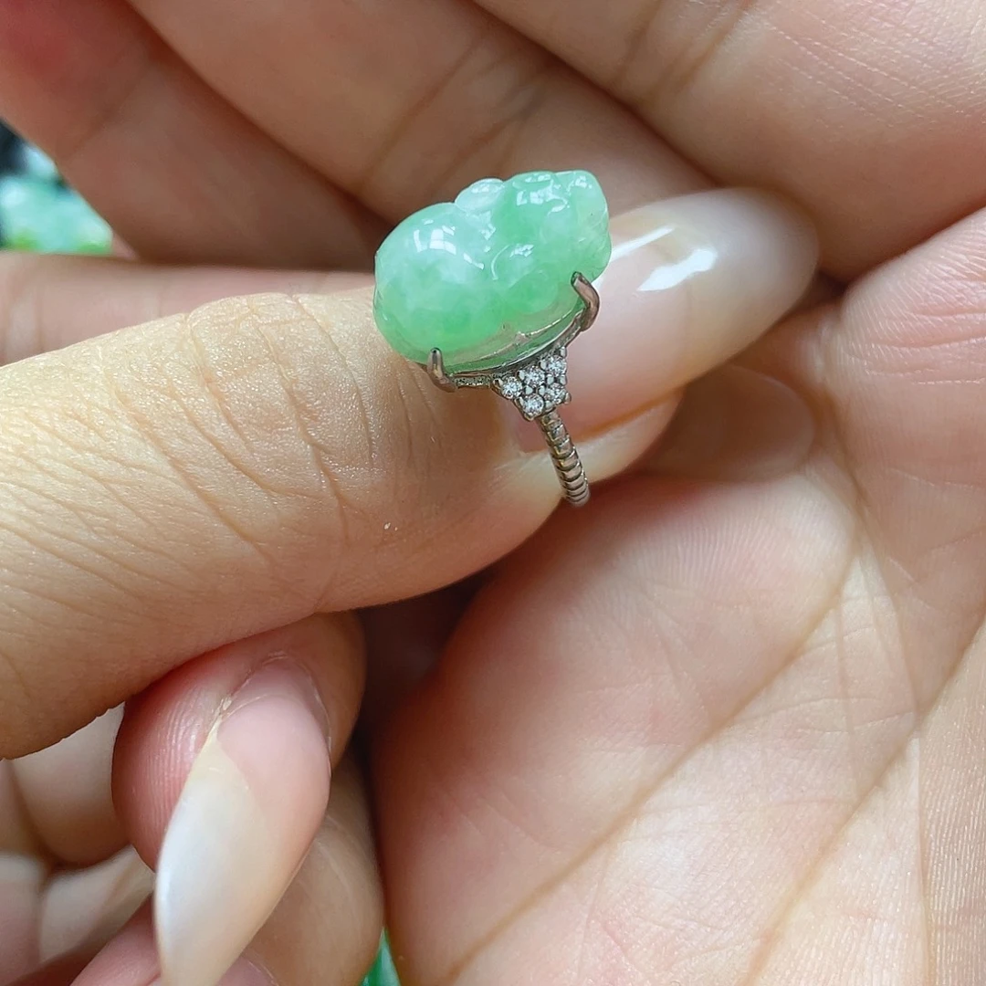 翡翠戒指未镶嵌翡翠100