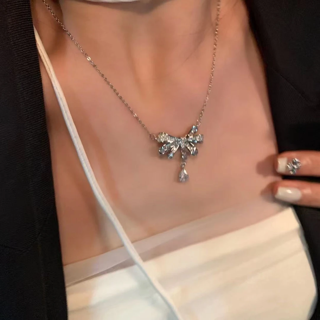 合金项链 仙女之泪!蝴蝶结水滴项链轻奢小众设计高级感颈链饰品潮