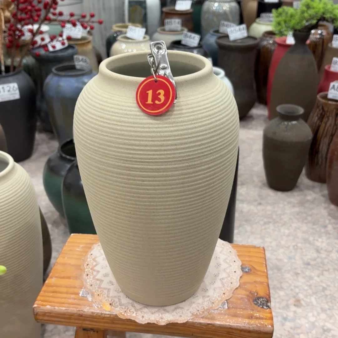 摆件13 景德镇陶瓷花瓶高27口9.5