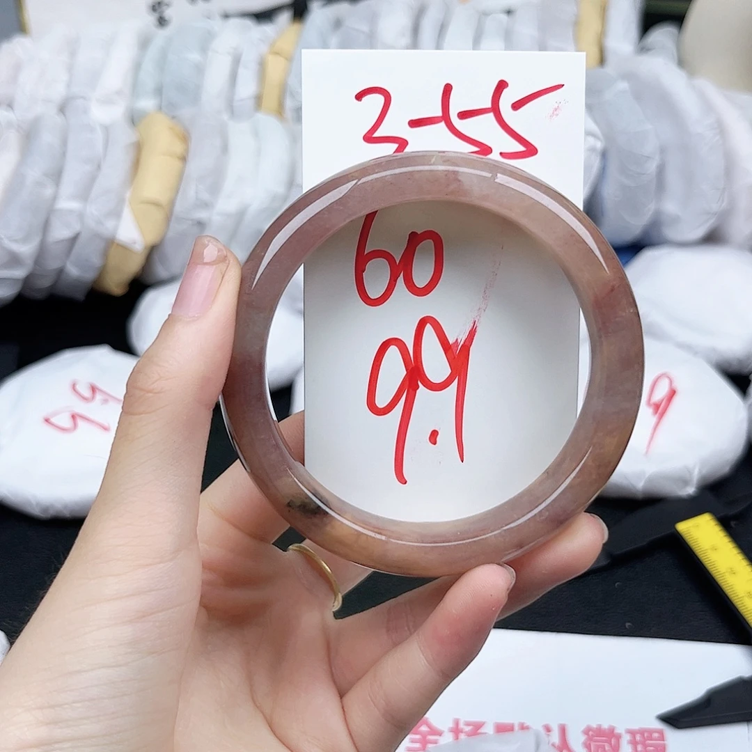石英质玉未镶嵌手镯3.55