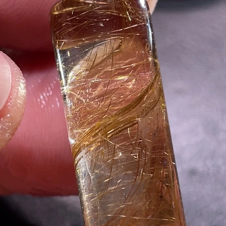 沙****发晶颈饰未镶嵌钛