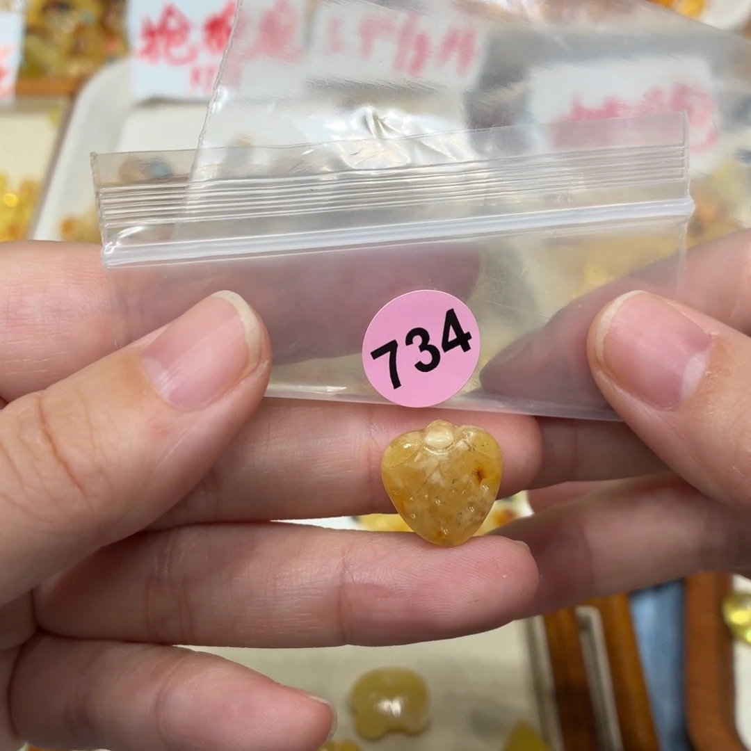 琥珀未镶嵌珠宝奇石