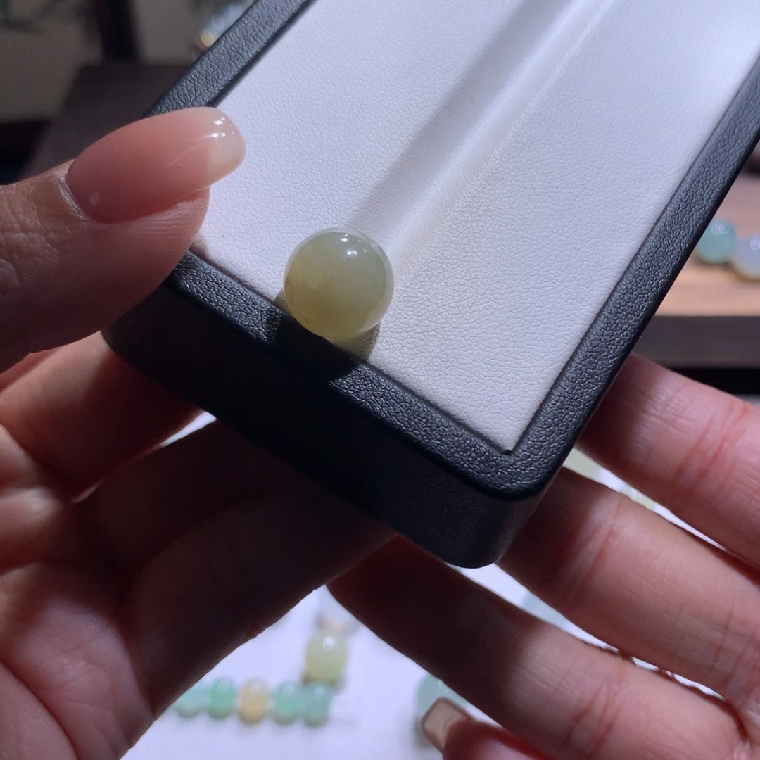 翡翠散珠特价黄翡卡12