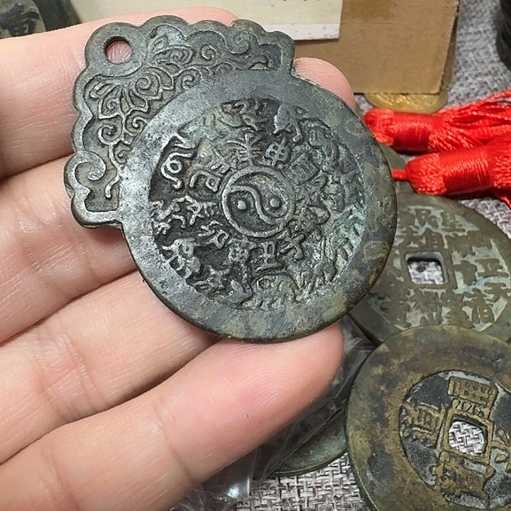 五***叔铜现代工艺品花钱