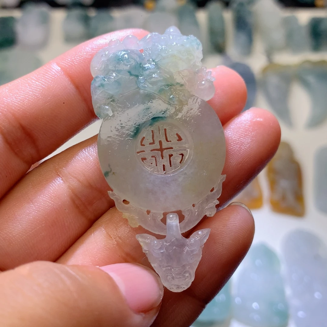 定制翡翠未镶嵌毛货抛光