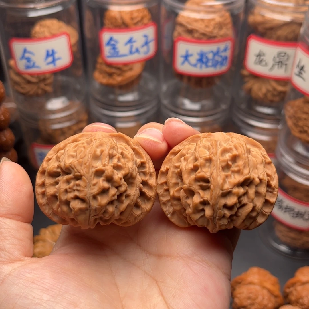 文玩核桃把件45全品苹果园