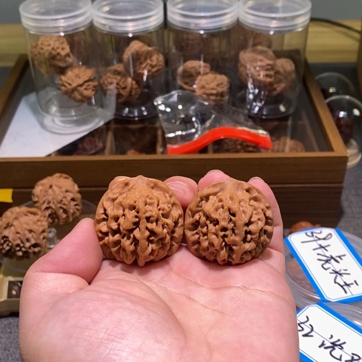 把件文玩核桃36头货秦闷