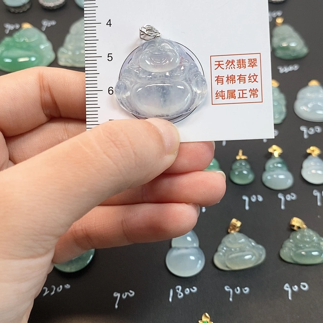 好****翡翠18K金镶嵌颈饰