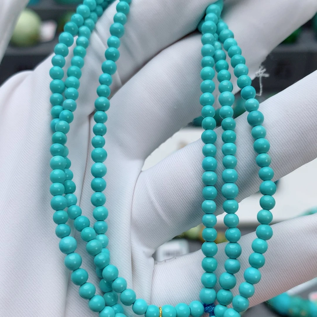 绿松石颈饰未镶嵌