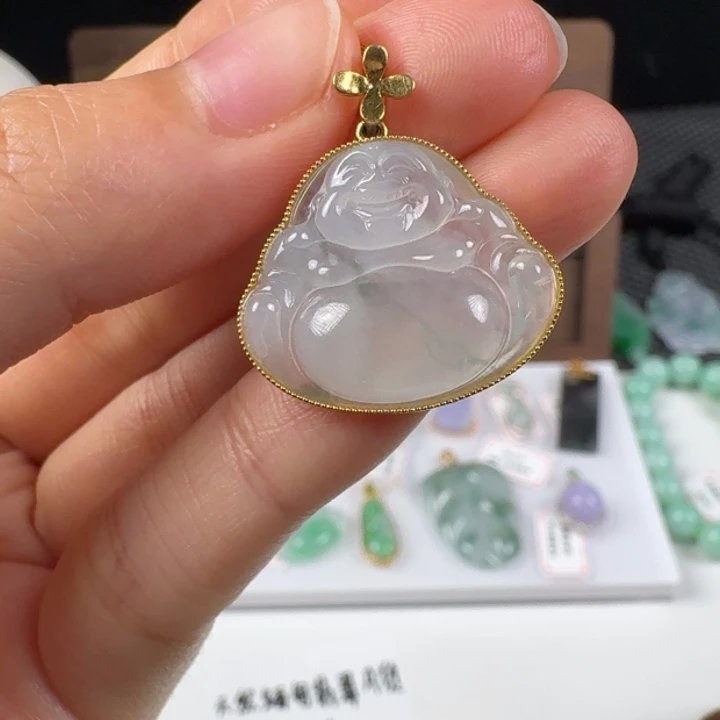 翡翠18K金镶嵌颈饰