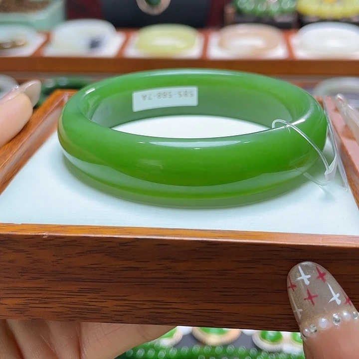 和田玉手镯59.2未镶嵌