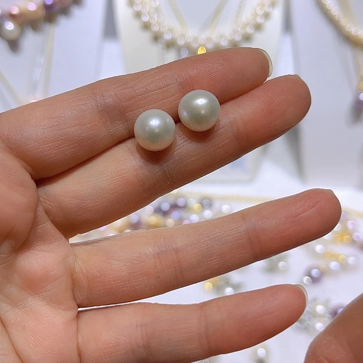 淡水珍珠白珠耳钉35合金