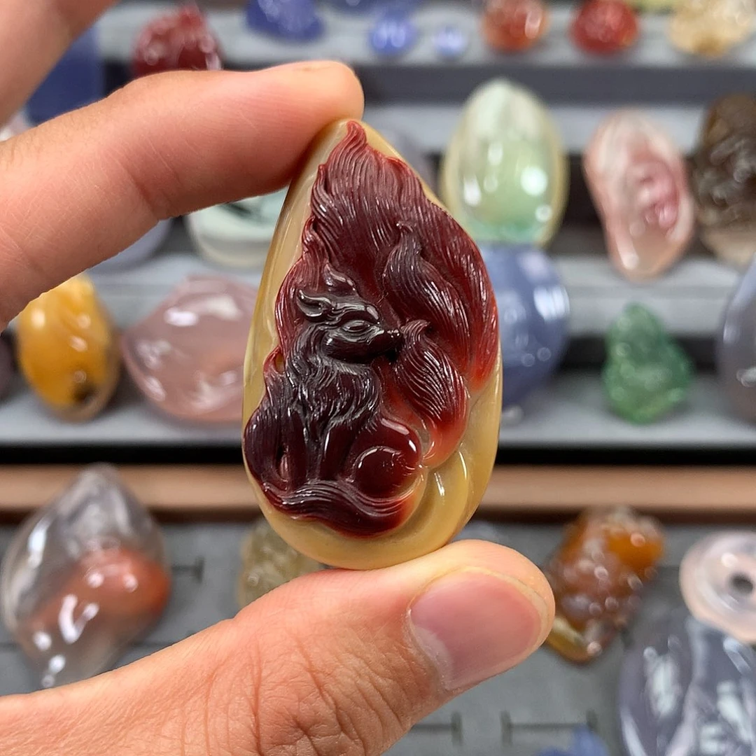 玛瑙/玉髓颈饰未镶嵌