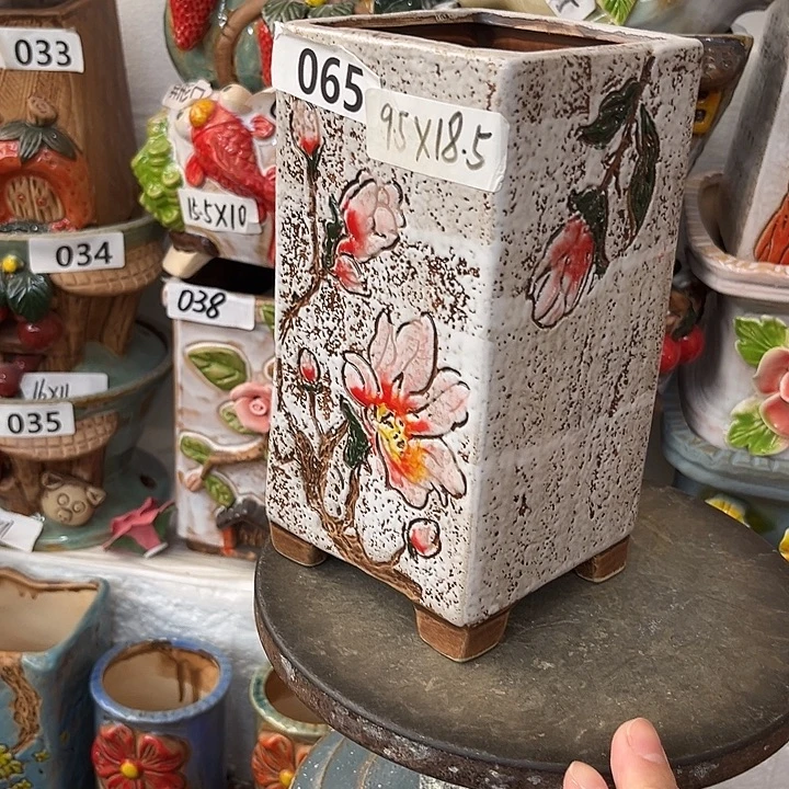 粗陶材质多肉花盆