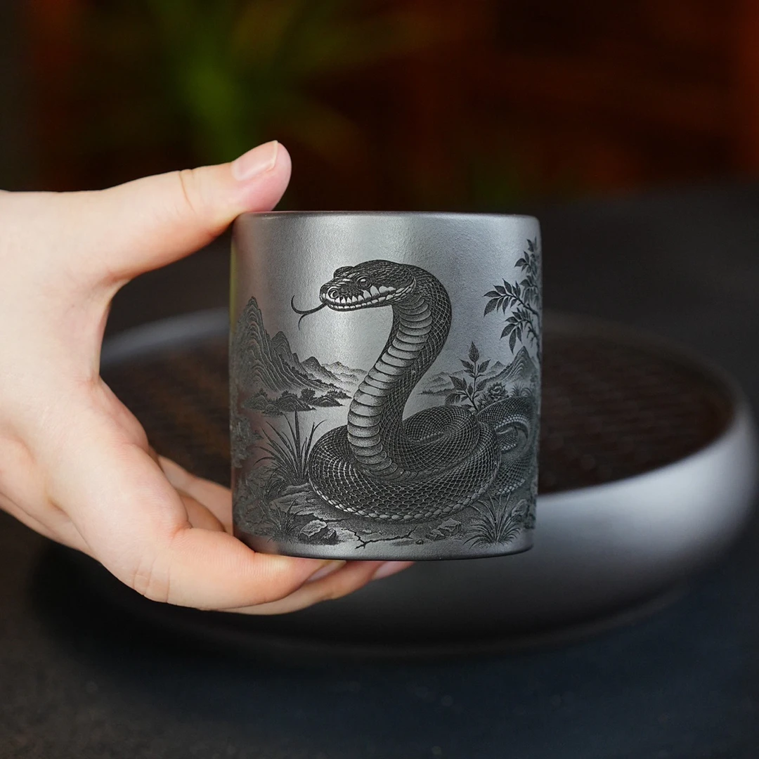 泡茶杯宜兴原矿紫砂茶具手工刻绘生肖蛇直筒紫砂主人杯茶壶家用