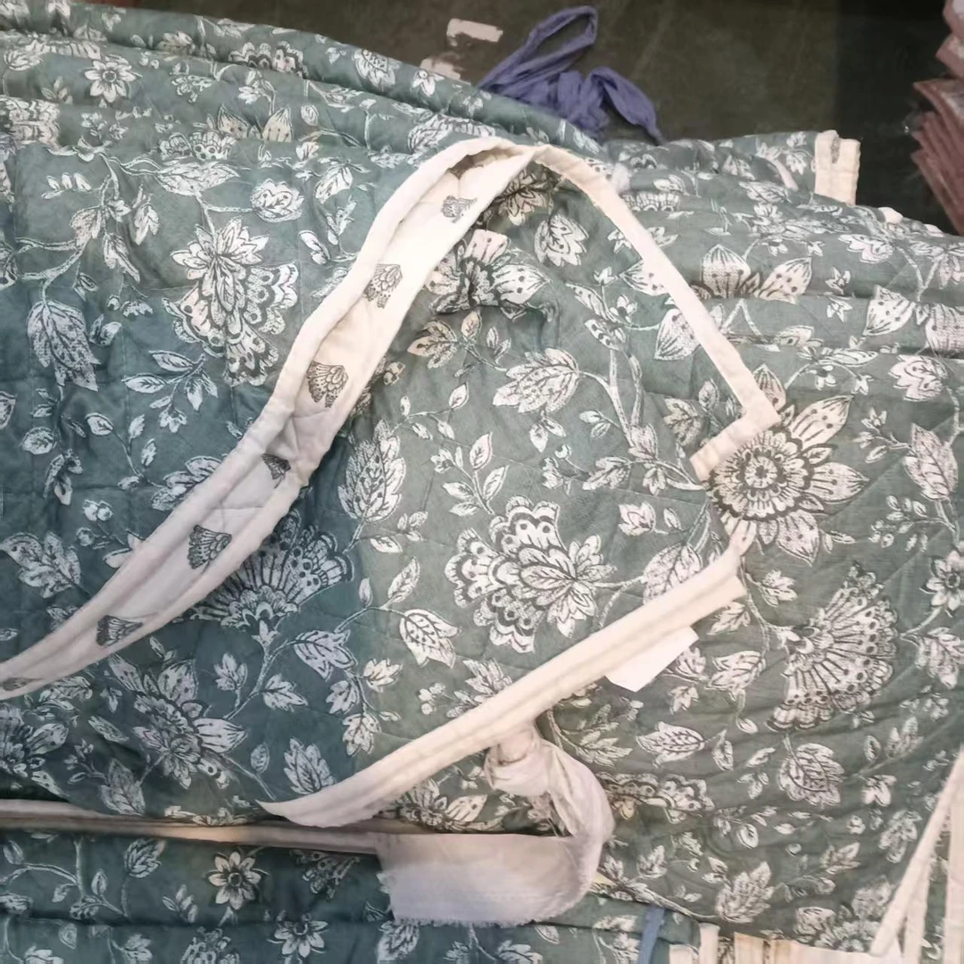 高货绿底太阳花床垫床盖243*228起