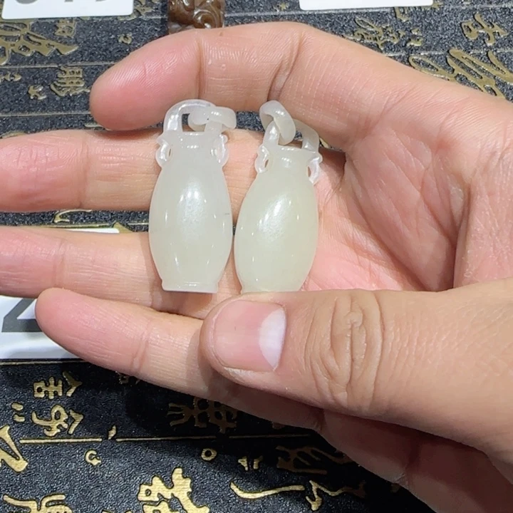 和田玉颈饰未镶嵌左****8