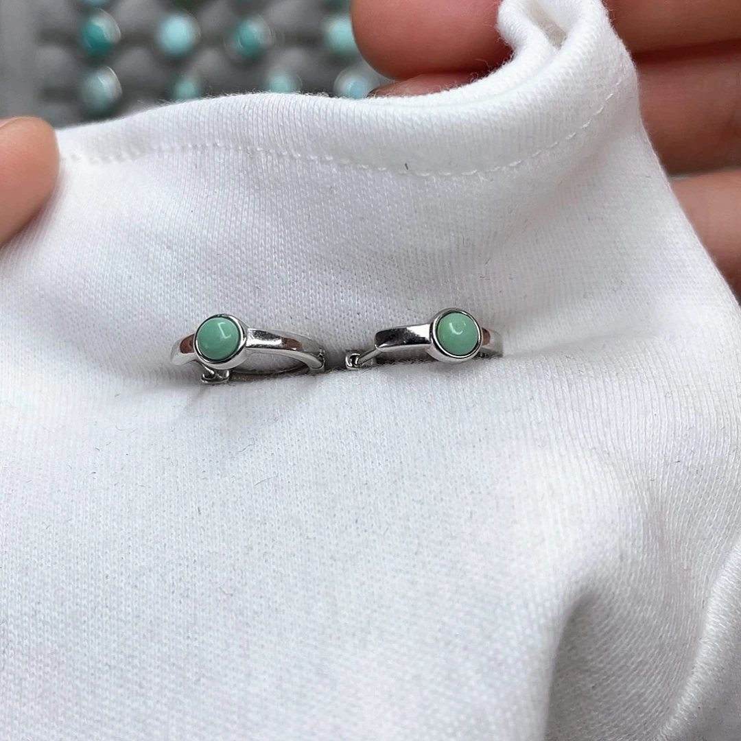 绿松石绿松石未镶嵌