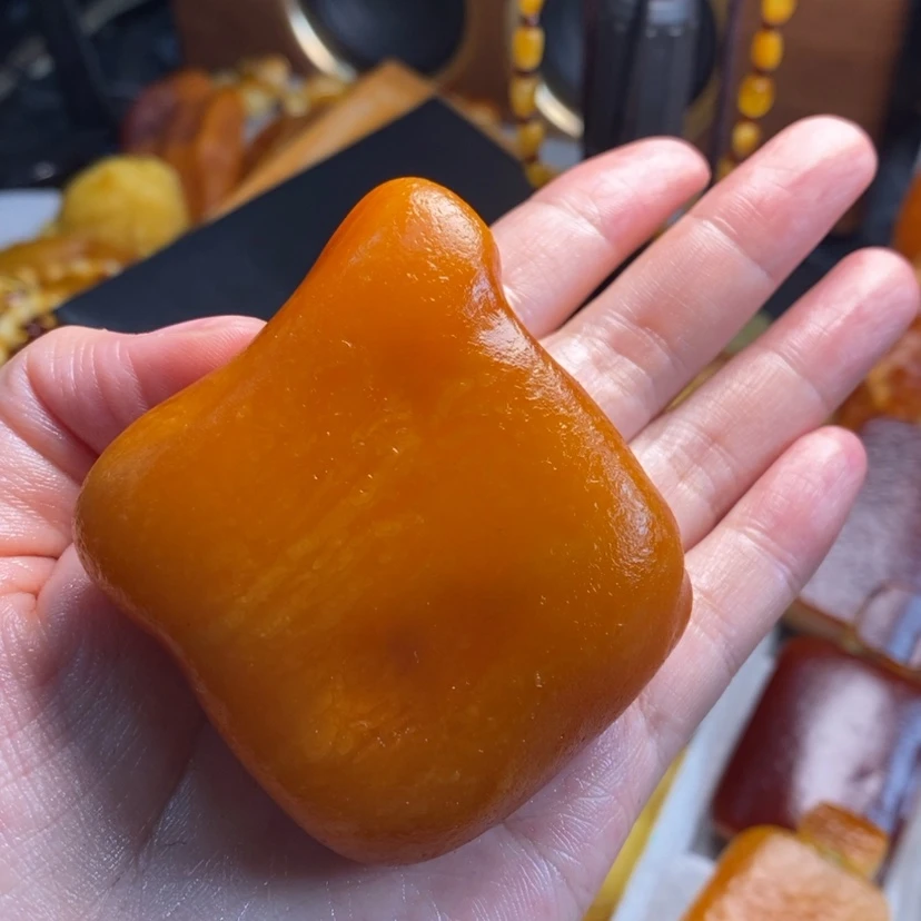 【闪购商品】定制琥珀小*哥裸石，。