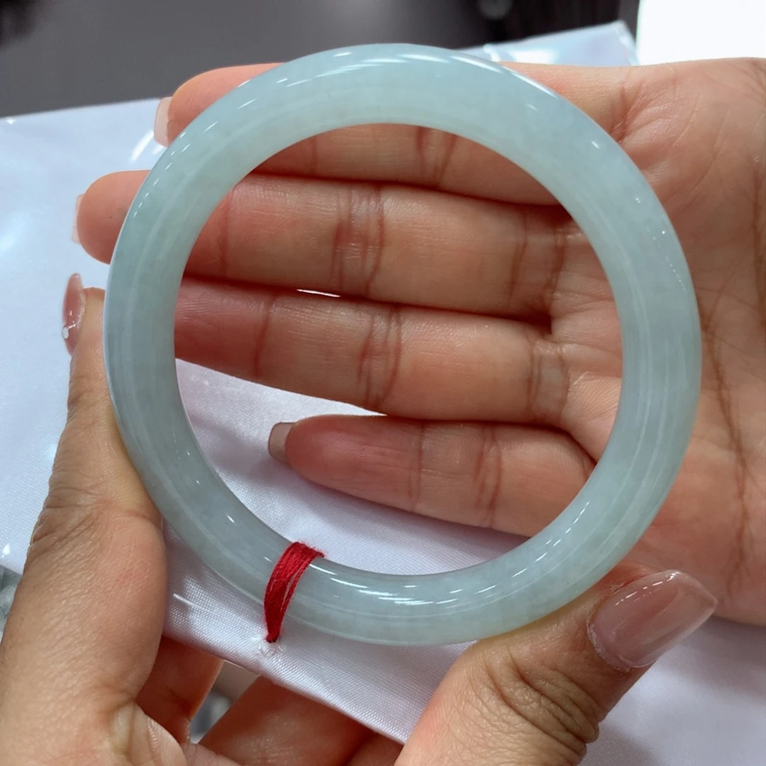 翡翠手镯未镶嵌买断