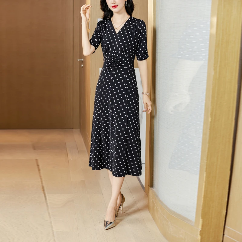 名媛气质春夏新款修身显瘦V领波点碎花连衣裙A字中长裙茶歇长裙