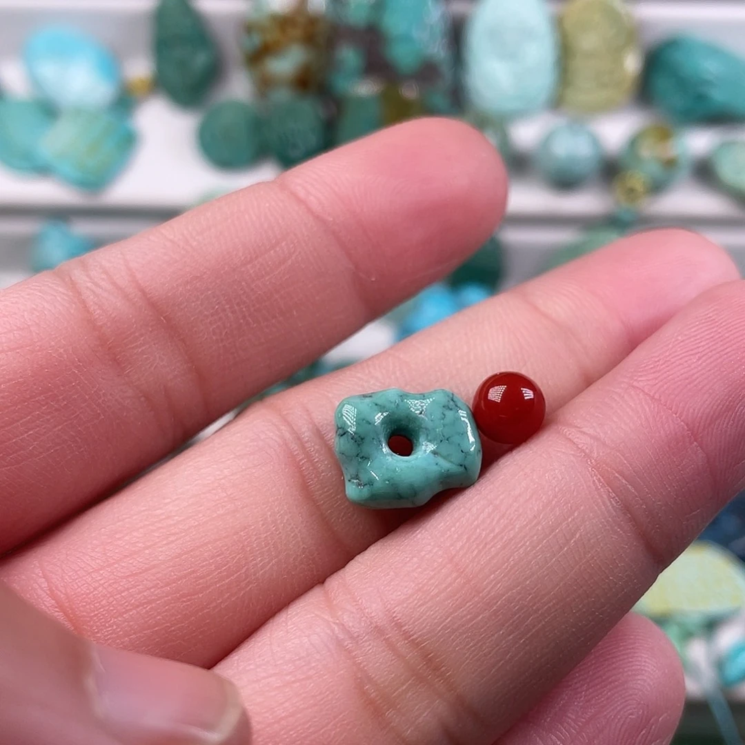 南红玛瑙未镶嵌颈饰