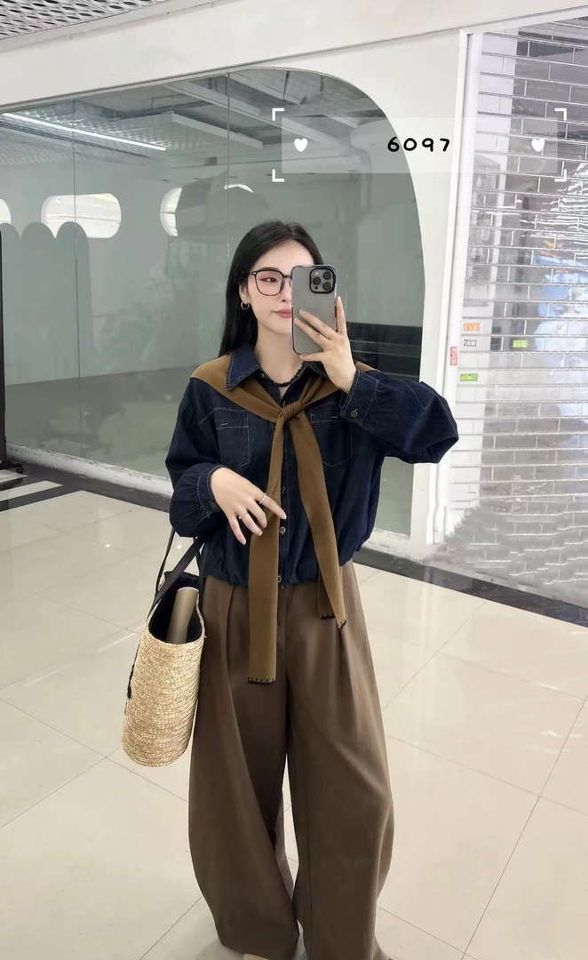 欧韩气质设计感百搭上衣