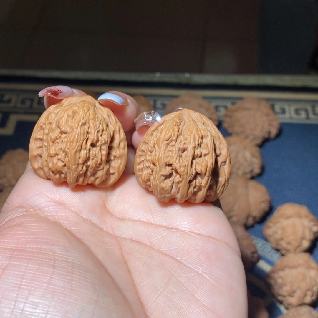 文玩核桃吊坠33尺全品