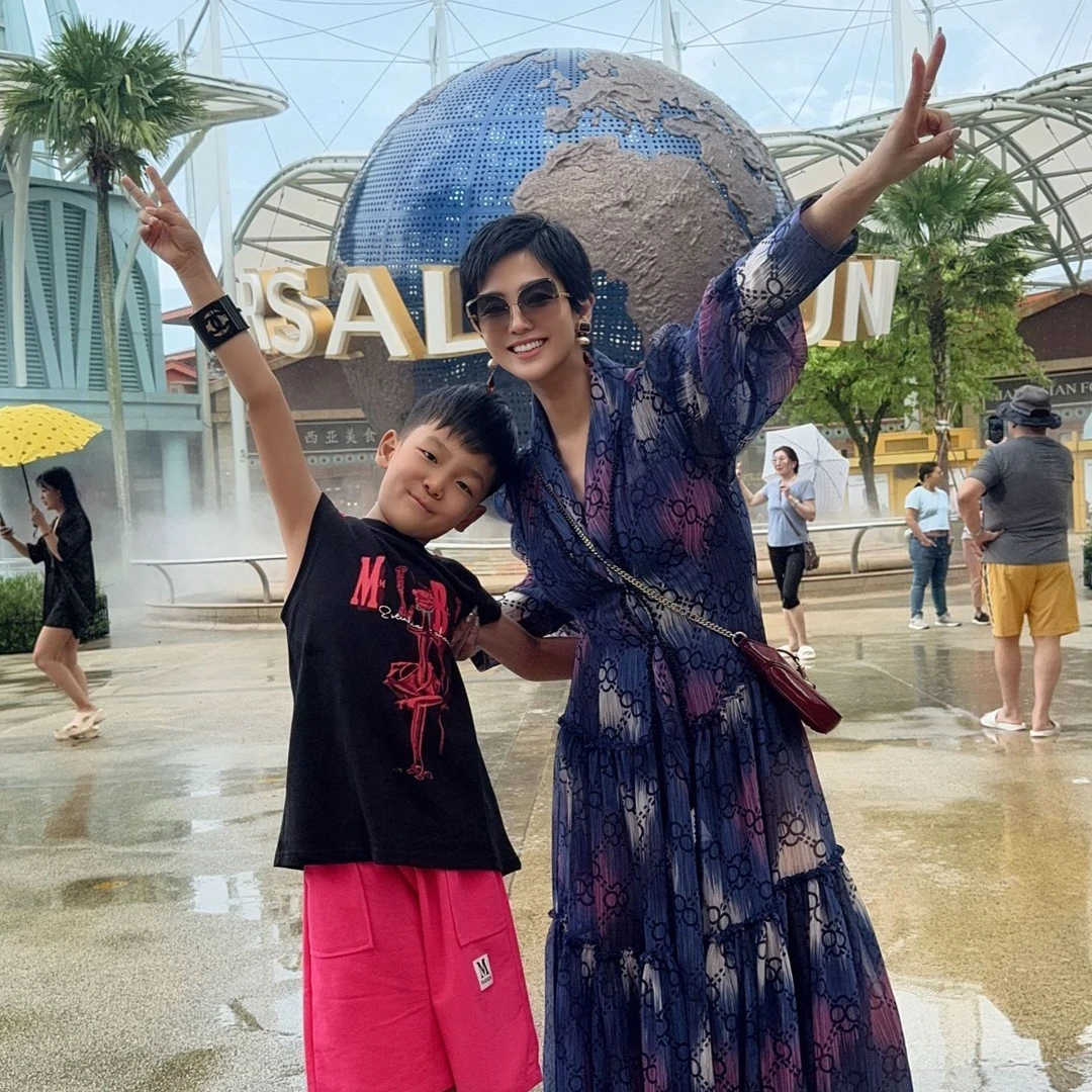 【顾文婷推荐】 YOUWEI有尾 度假飘带领满印雪纺衬衫 DT1624401