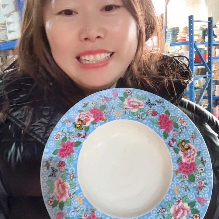 骨瓷蝶恋花草帽汤盘