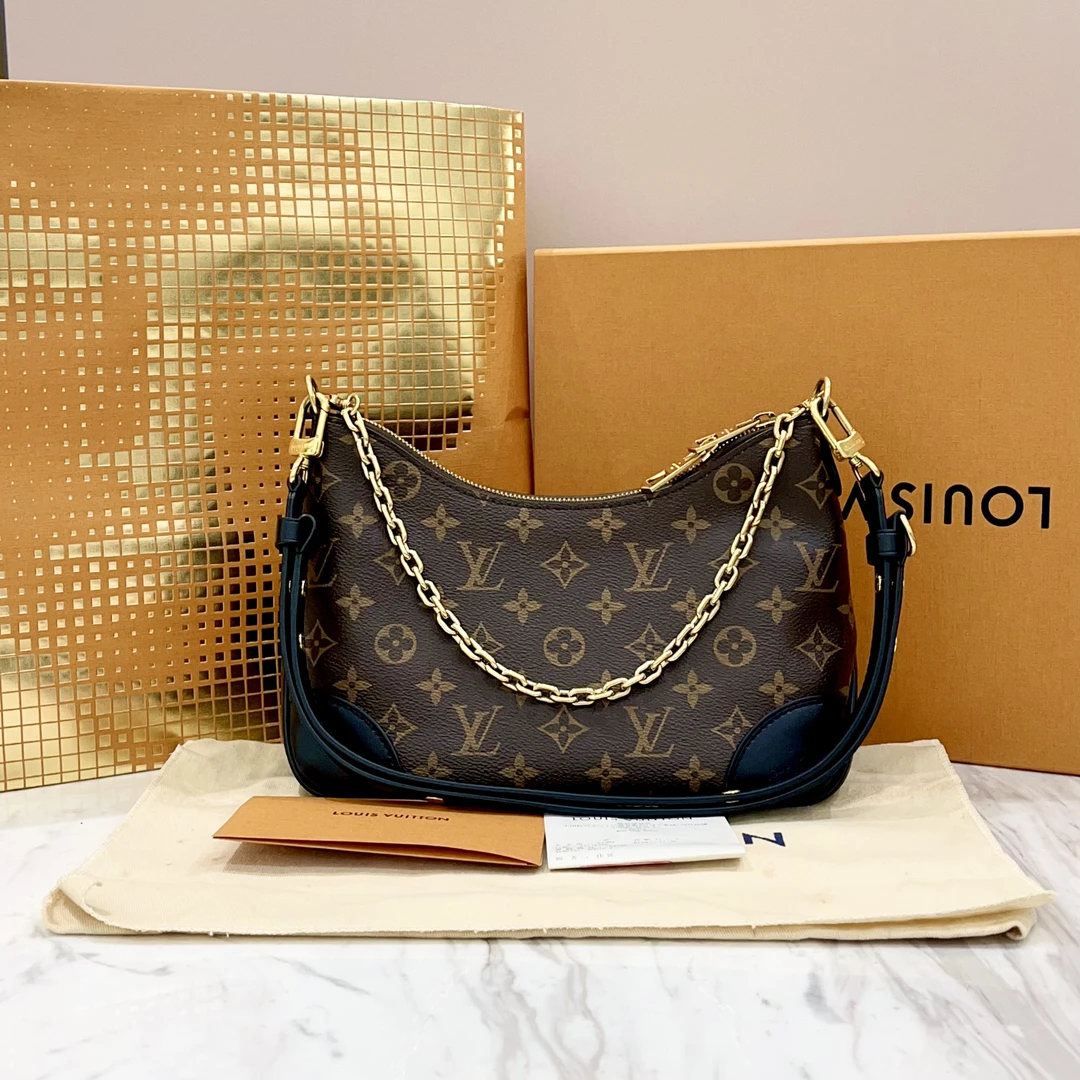 99新 LouisVuitton/路易威登 98新黑牛角肩背包 芯片带票约26*16