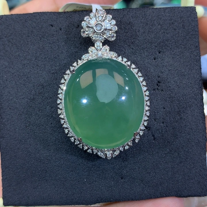 18K金镶嵌手链翡翠翡翠