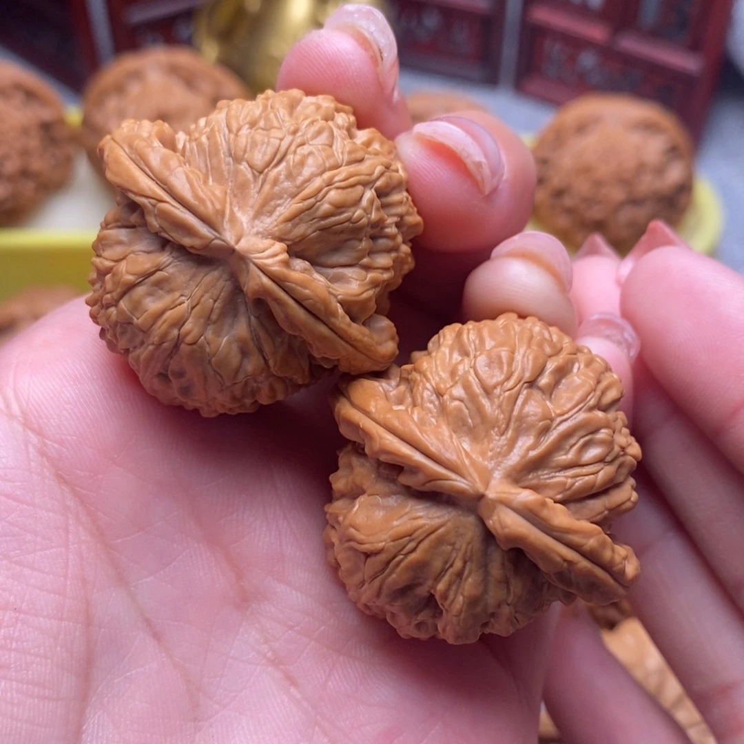 文玩核桃把件白狮子 37全品