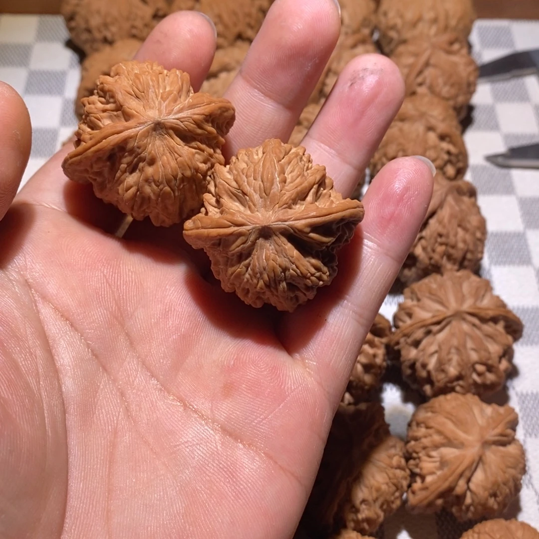 万***品文玩核桃吊坠磨盘