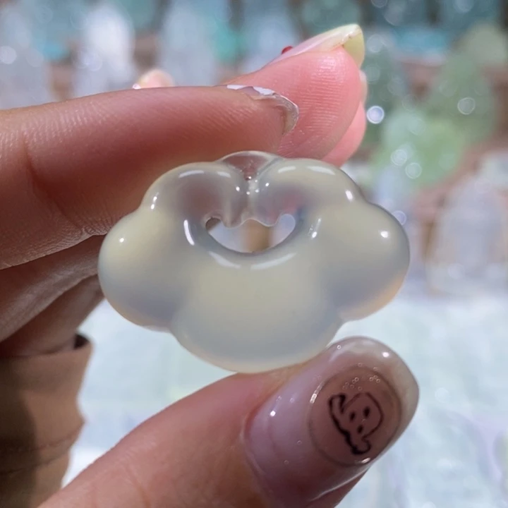 岫玉未镶嵌吊坠吊坠