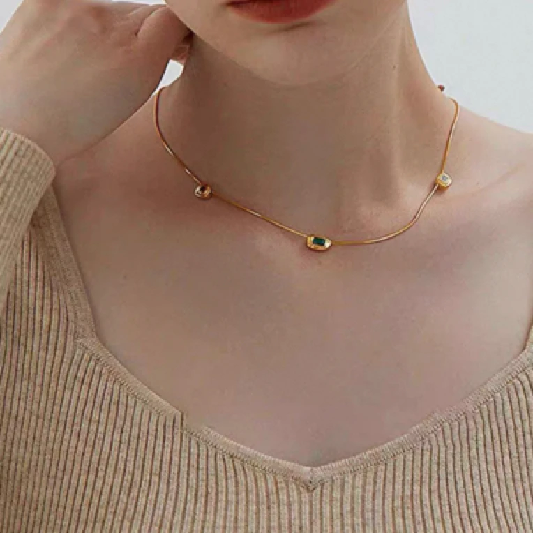 钛钢项链 欧货彩石金色项链