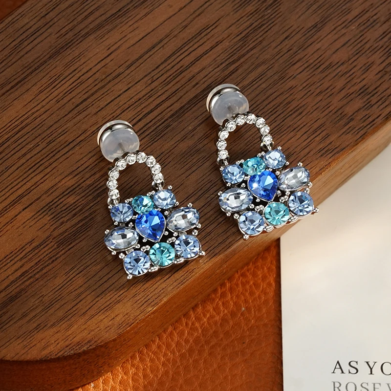 铜合金合成锆石耳饰 5867【冰岛之约】轻奢经典百搭高级感包包耳环