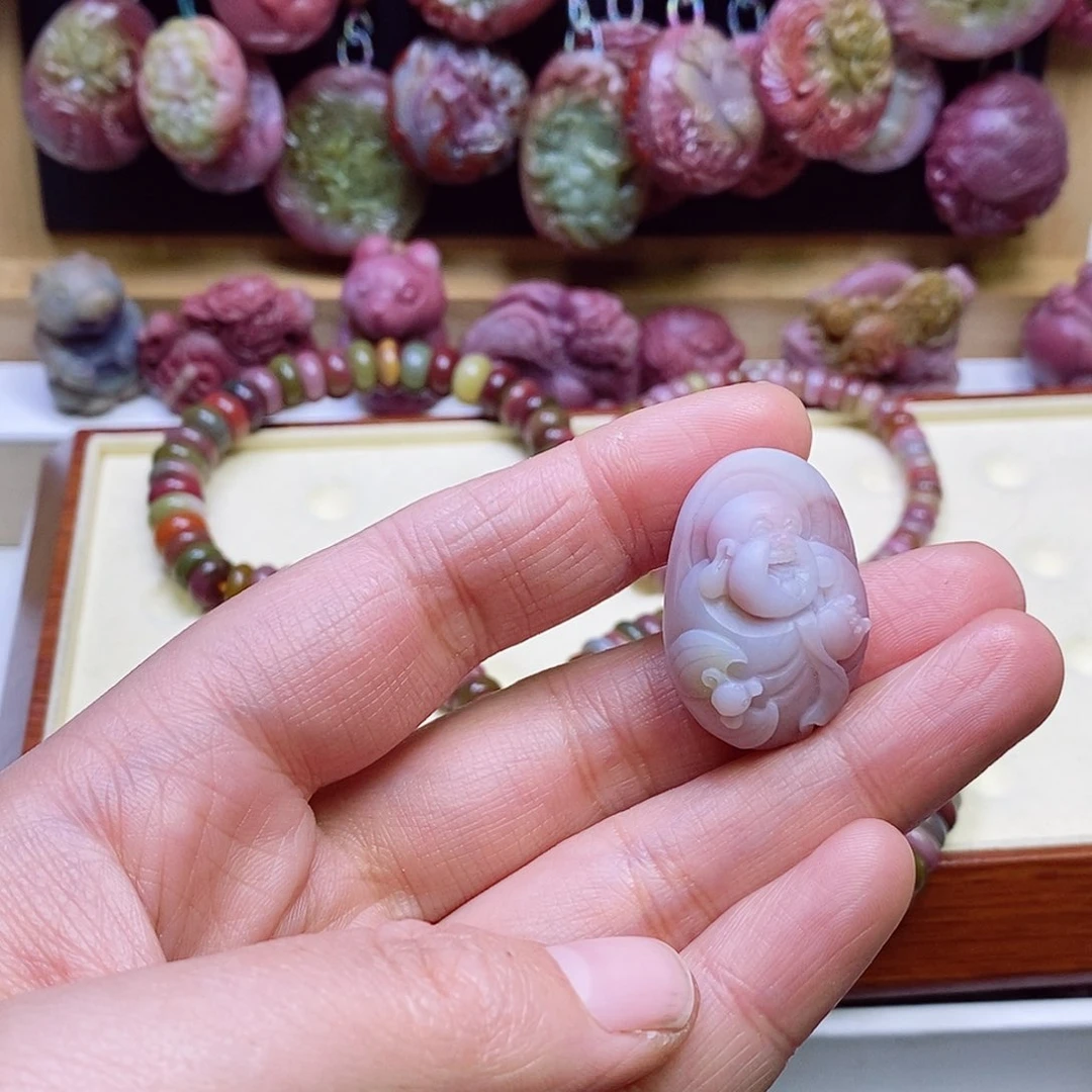 玛瑙/玉髓盐源玛瑙吊坠未镶嵌