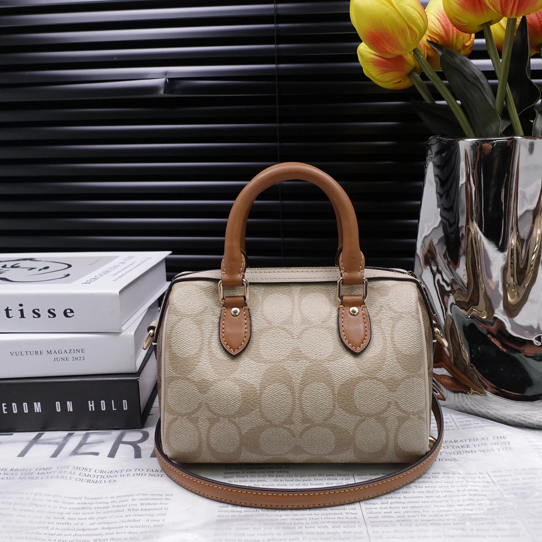 95新 COACH/蔻驰 单肩包/T20318655