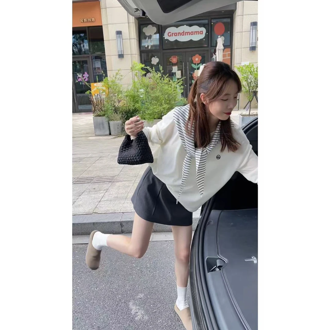 QiongQiong自留款！秋款韩系圆领刺绣字母显瘦披肩款长袖针织衫